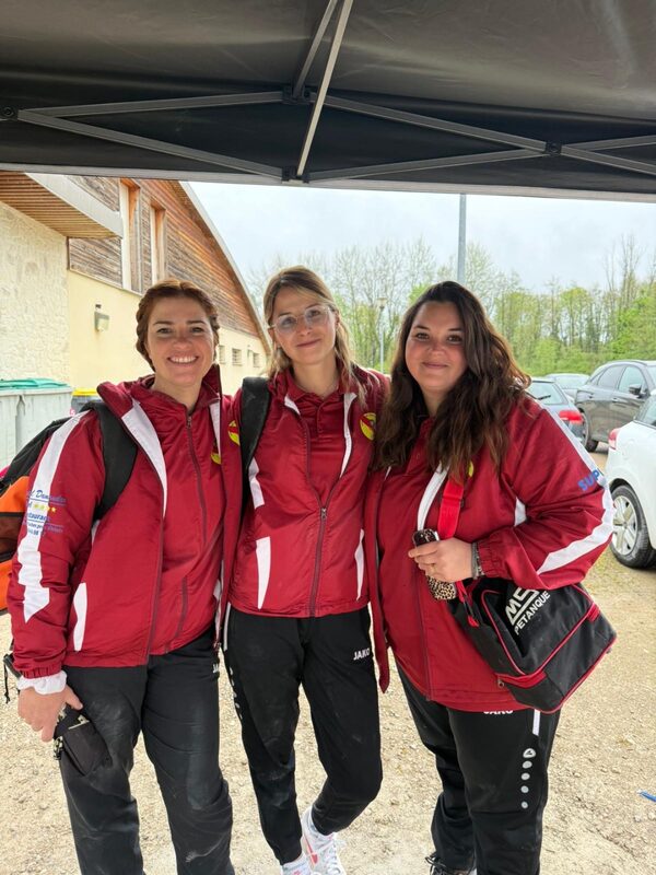 M. Faivre-Picon, M. Dole et L. Darnaud au Championnat du Jura Triplette Féminine 2026